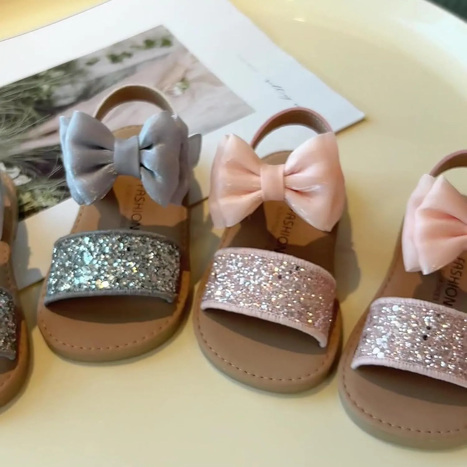Girls Sandals Summer New Korean Edition Solid Color Open Toed Beach Shoes Girls Sandals Little Girl Sandles